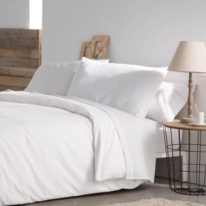 https://blanquerialuxuryhotel.com.ar/wp-content/uploads/2021/12/funda-nordica-blanco-basic-300x300.jpg